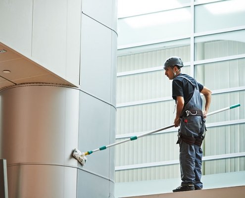 commercial building cleaning company