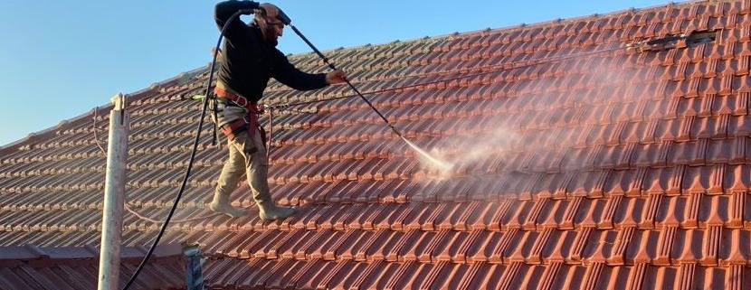 Commercial Roof Cleaning Services Northern IL