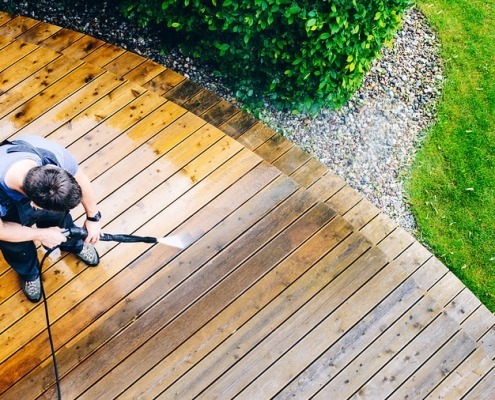 Commercial Deck Cleaning Services