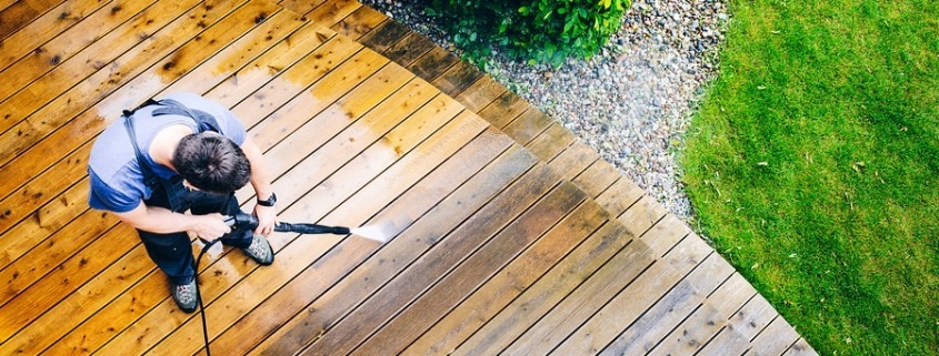 Commercial Deck Cleaning Services
